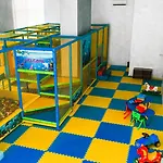 Отель Continental