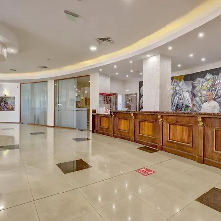 Continental מלון 4*