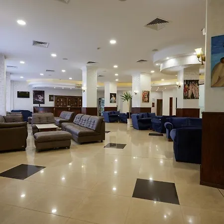 Continental מלון 4*