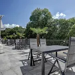 Continental 4*