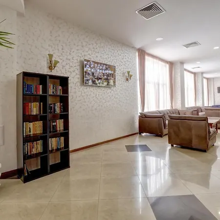 Continental Hotell 4*