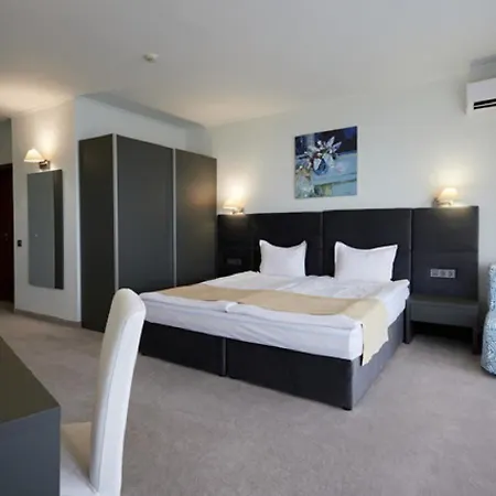 Hotell Continental 4*