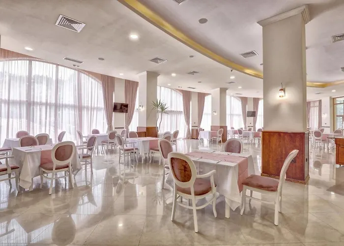 Continental Hotel 4*