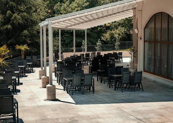 Continental Hotel 4*